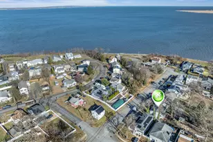 975 S Concourse, Keyport, NJ 07735 - Photo 6