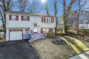 975 S Concourse, Keyport, NJ 07735 - Photo 4