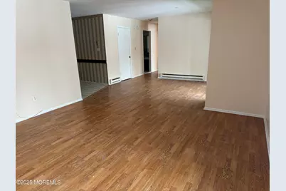 171 Amberly Drive #G, Manalapan Township, NJ 07726 - Photo 4