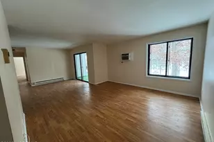171 Amberly Dr, Manalapan Township, NJ 07726 - Photo 2