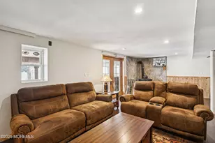 309 Birch Bark Dr, Brick, NJ 08723 - Photo 18