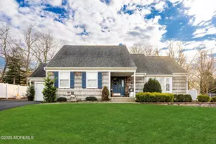 323 Suburban Dr, Toms River Township, NJ 08753 - Photo 2
