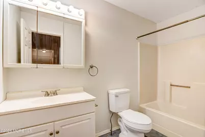 213 Main Street #4, Keansburg, NJ 07734 - Photo 28