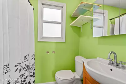 250 Brookside Avenue, Laurence Harbor, NJ 08879 - Photo 10