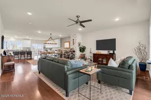 24 Lighthouse Point Rd, Highlands, NJ 07732 - Photo 20