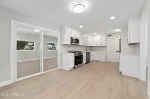 18 Bendix Ln, Willingboro, NJ 08046 - Photo 12