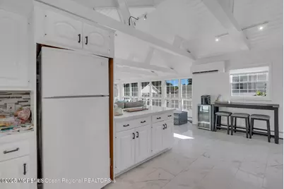 373 W Park Avenue, Oakhurst, NJ 07755 - Photo 8