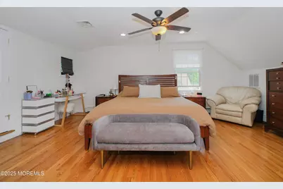 209 Woodcrest Road, Oakhurst, NJ 07755 - Photo 18