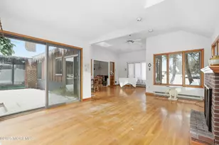 15 Summit Ave, Manalapan Township, NJ 07726 - Photo 4