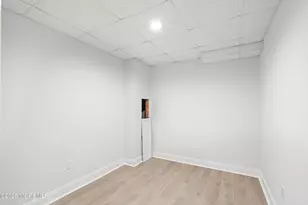 28 Tulip Ct, Howell Township, NJ 07731 - Photo 22