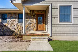 127 Mello Ln, Toms River Township, NJ 08753 - Photo 8