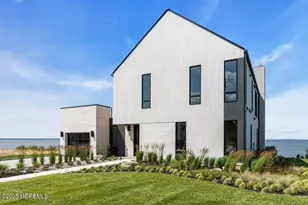 6 Brant Dr, Atlantic Highlands, NJ 07716 - Photo 2