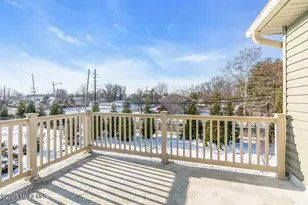 17 Green Tree Cir, Hazlet Township, NJ 07730 - Photo 22