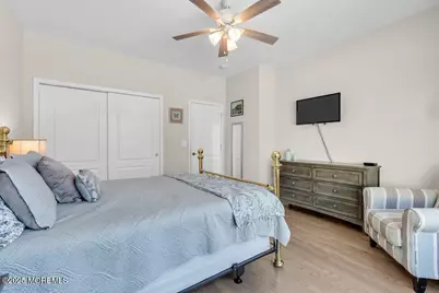 17 Green Tree Circle, Hazlet Township, NJ 07730 - Photo 14