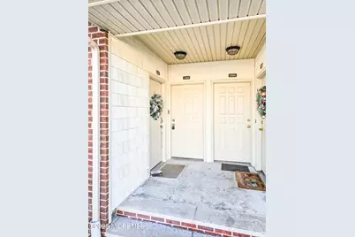 1302 Bradley Court, Kingston, NJ 08540 - Photo 2