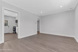 38 Barker Ave, Shrewsbury, NJ 07724 - Photo 4