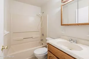 23 Datchet Close, Freehold, NJ 07728 - Photo 14