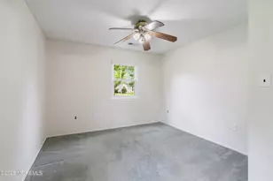 23 Datchet Close, Freehold, NJ 07728 - Photo 12