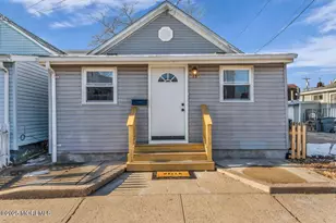 25 Twilight Ave, Keansburg, NJ 07734 - Photo 12