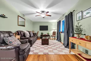 46 Bowline St, Beachwood, NJ 08722 - Photo 2