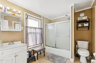 1005 NE Emory St, Asbury Park, NJ 07712 - Photo 12