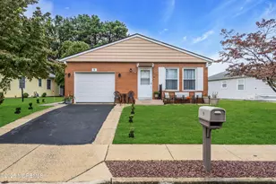 9 Morongo Ct, Toms River Township, NJ 08757 - Photo 4