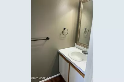 52 Aberdare Court #4, Freehold, NJ 07728 - Photo 6