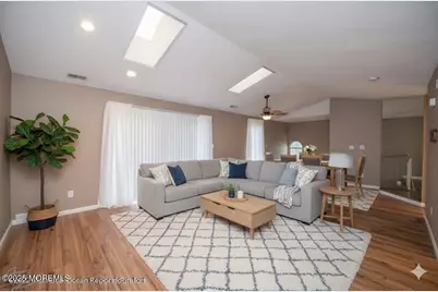 174 Tulip Lane, Freehold, NJ 07728 - Photo 10