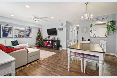 283 Gloucester Court, Aberdeen Township, NJ 07747 - Photo 4