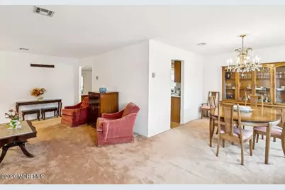 101 Meadowbrook Road, Brick, NJ 08723 - Photo 4