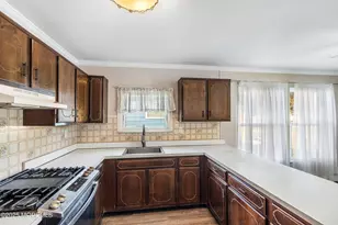 205 Bonaire Dr, Toms River Township, NJ 08757 - Photo 10