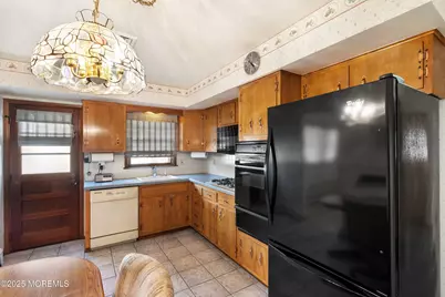 46 Mount Vernon Drive, Toms River Township, NJ 08755 - Photo 10