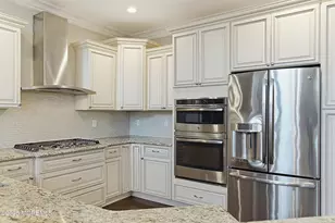 24 Abbey Rd, Tinton Falls, NJ 07753 - Photo 10