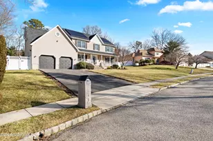 746 Rabbit Run, Brick, NJ 08724 - Photo 2