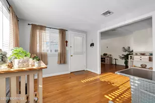 27 Cardinal St, Manchester Township, NJ 08759 - Photo 2