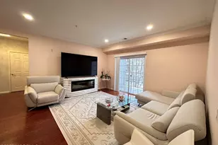 112 Regency Ct, Morganville, NJ 07751 - Photo 12