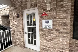 112 Regency Ct, Morganville, NJ 07751 - Photo 14