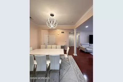 112 Regency Court, Morganville, NJ 07751 - Photo 22