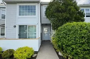 16 Gerard Pl, Sayreville, NJ 08859 - Photo 2