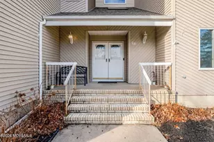 28 Musket Ln, Eatontown, NJ 07724 - Photo 4