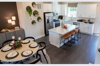 32 Primrose Court, Manalapan Township, NJ 07726 - Photo 2