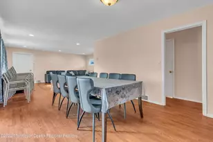 872 Red Oaks Dr, Long Branch, NJ 07740 - Photo 4