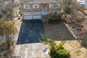 326 Broad St, Eatontown, NJ 07724 - Photo 12