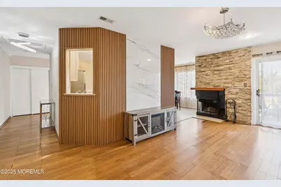 36 Farnham Square, Sayreville, NJ 08859 - Photo 4