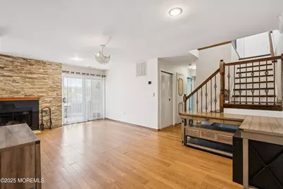 36 Farnham Square, Sayreville, NJ 08859 - Photo 6