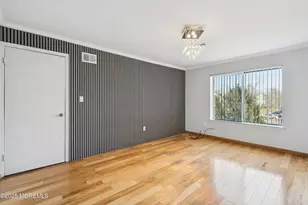 36 Farnham Square, Sayreville, NJ 08859 - Photo 20