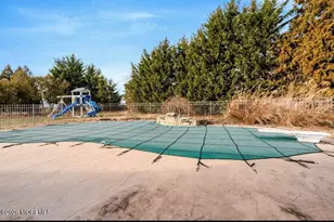 28 Musket Ln, Eatontown, NJ 07724 - Photo 38