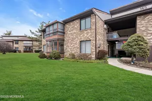 145 Cross Slope Ct, Manalapan Township, NJ 07726 - Photo 10