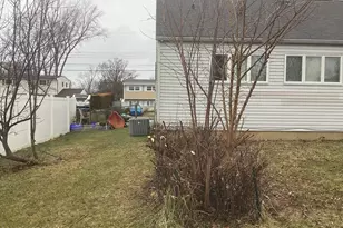 27 Mabaline Rd, Old Bridge Township, NJ 08857 - Photo 12