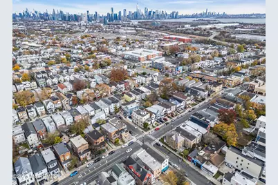 107 Bidwell Avenue, Jersey City, NJ 07305 - Photo 30